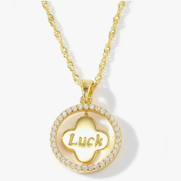 Elegant Necklace 18" Gold Over Silver - Clover Pendant - Luck & Love. NWT. - Picture 2 of 3